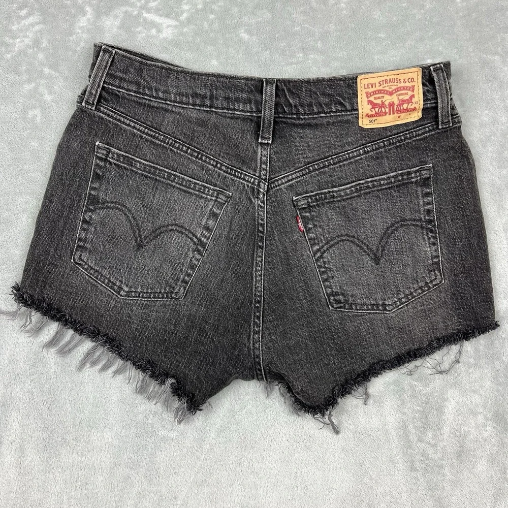Levi's 501 Womens Sz 30 Black Denim Original Fit High Rise Cutoff Shorts Raw Hem